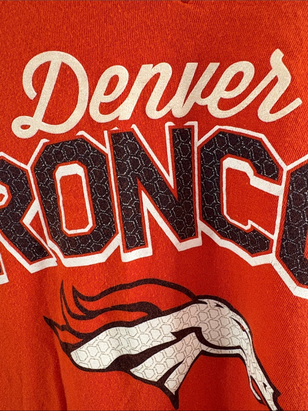 NFL Denver Broncos long sleeve v-neck t-shirt glitter logo Size Medium - Picture 3 of 8